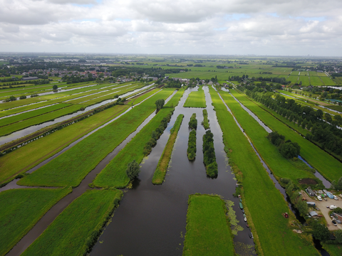 Bijleveld via Jaagpad, Korenmoten Weg and Robert Moultonpad