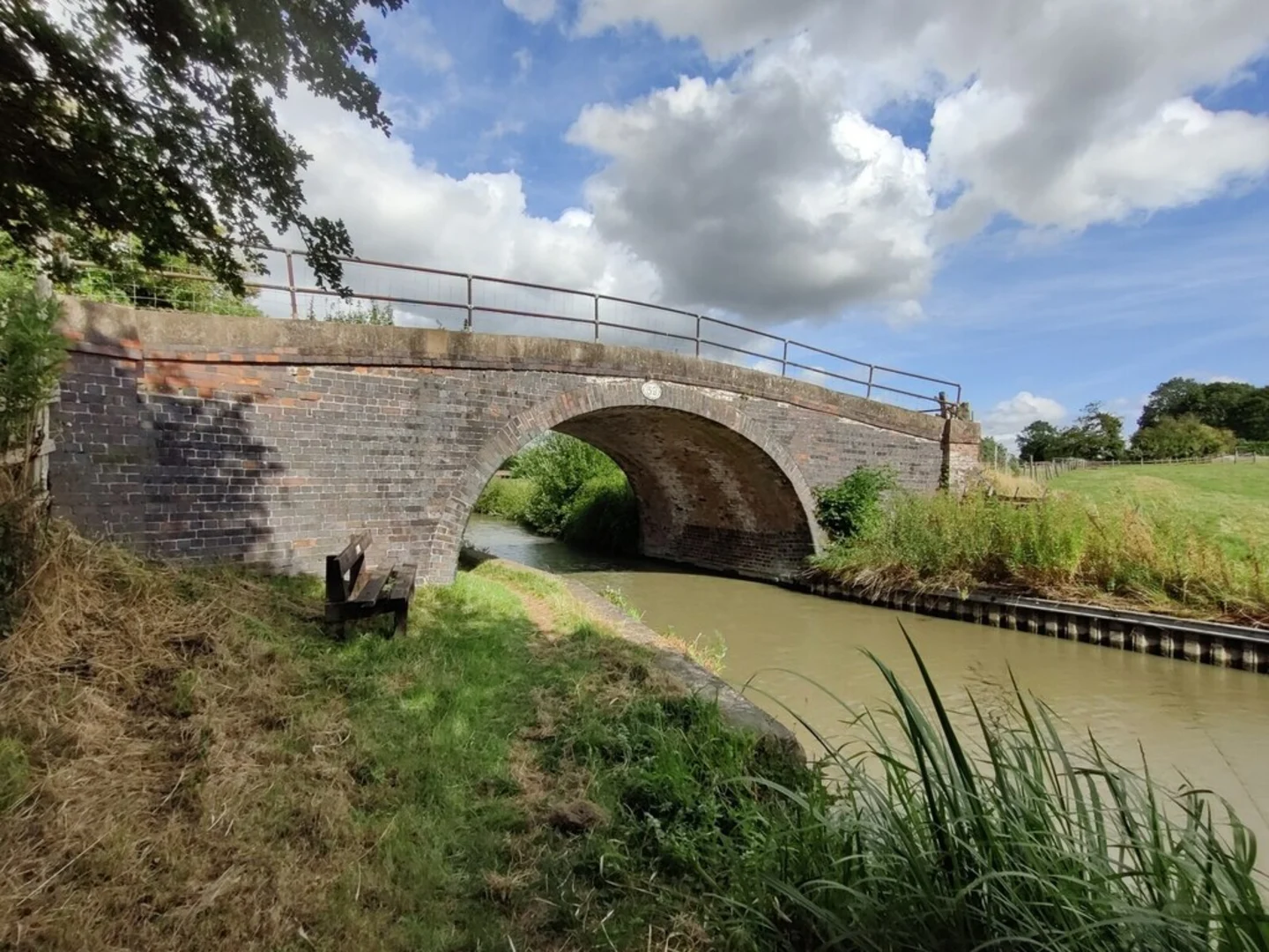 An image depicting the trail Bosworth Marina and Welsboro Bridge and its surrounding area.