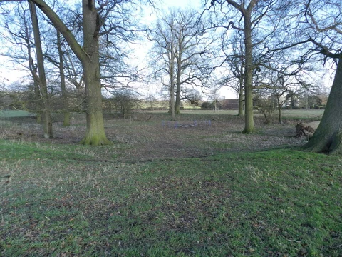 An image depicting the trail Hanbury Circular Walk and its surrounding area.