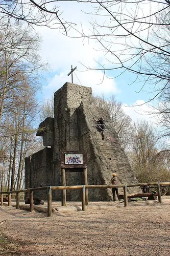 Kletterturm Teufelsberg and Drachenberg Loop