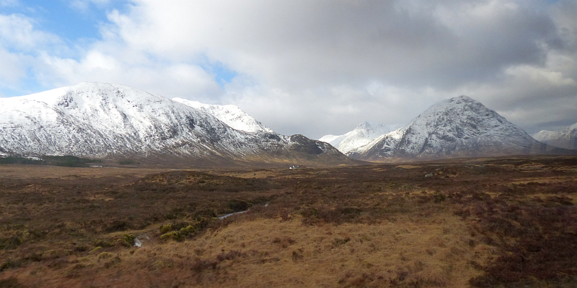 An image depicting the trail Meall a' Bhùiridh and its surrounding area.
