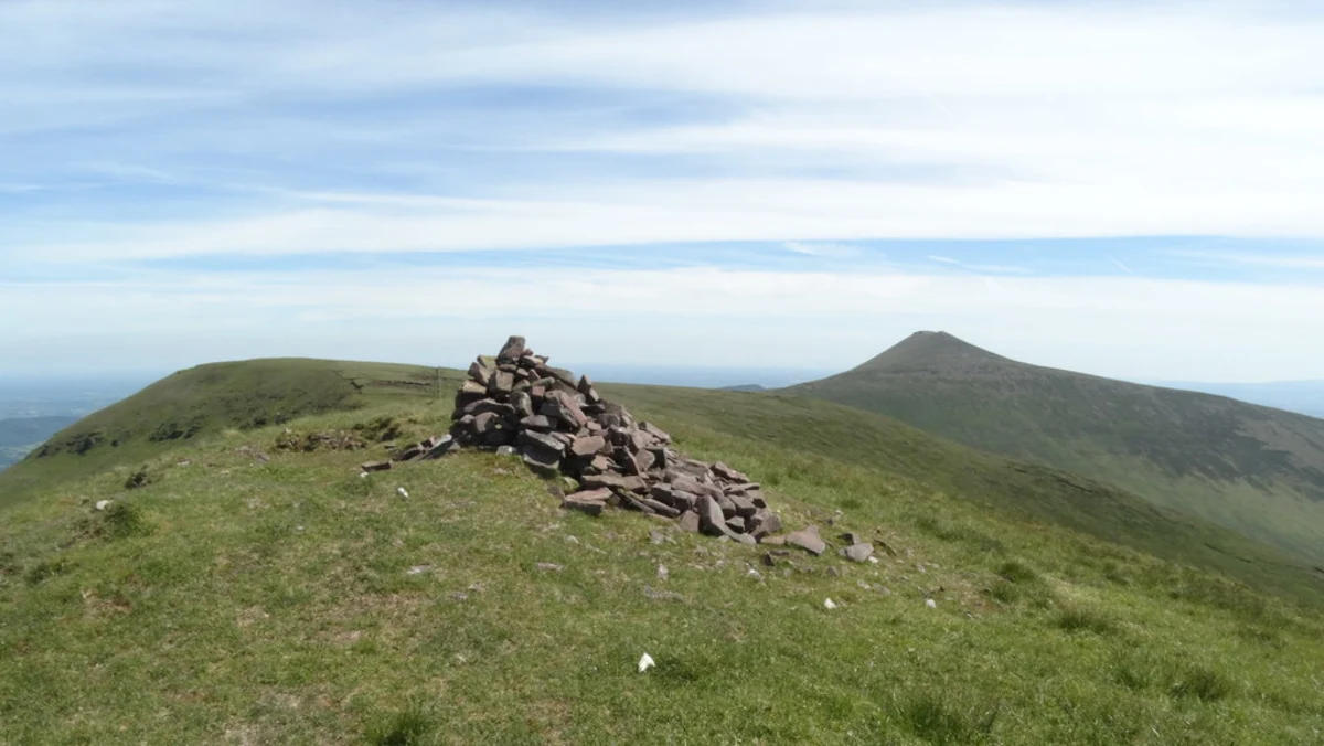 Lyracappul and Carrignabinnia Loop