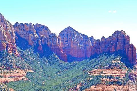 An image depicting the trail Crusty Trail and its surrounding area.