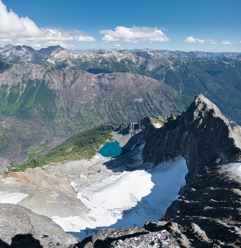 An image depicting the trail Lower Chiwawa Orv Trail and its surrounding area.