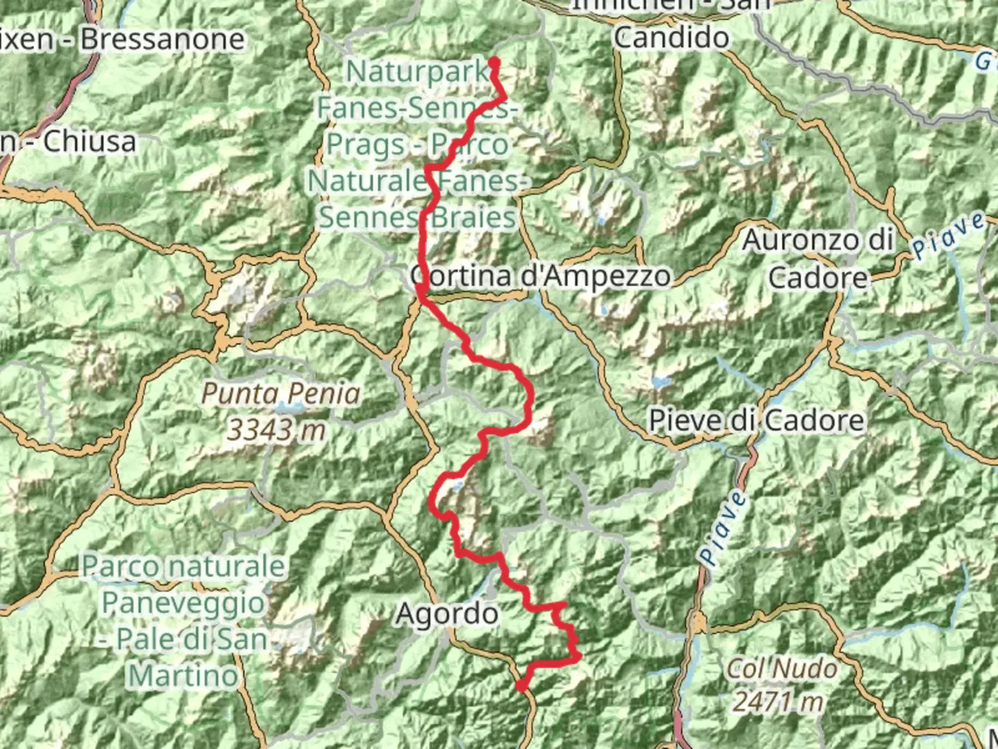An image depicting the trail Dolomiten - Höhenweg and its surrounding area.