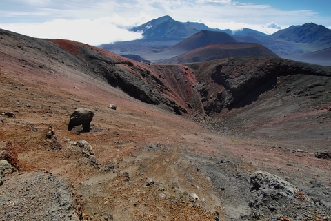 Sliding Sands Trail to Halemau'u Trailhead