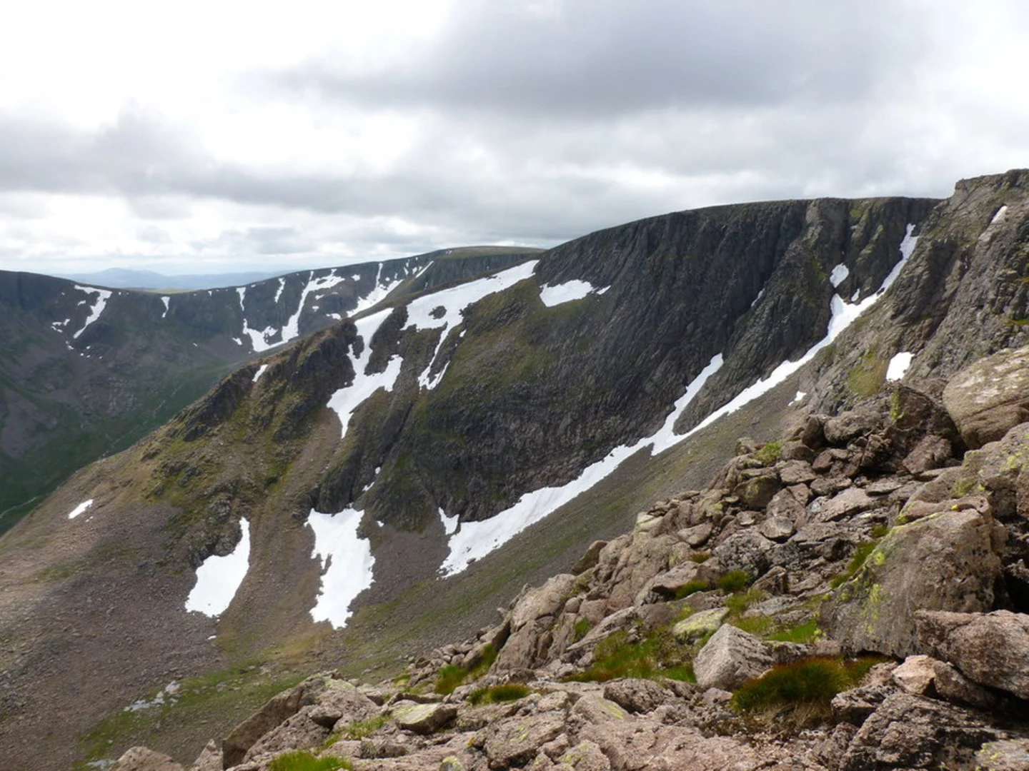 An image depicting the trail Coire Bhrochain Ridge from Glenmore and its surrounding area.